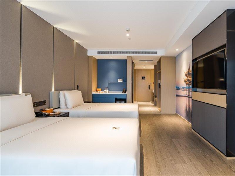 Atour Basketball Hotel Of Shaoxing Jinghu Municipal Government Exterior photo